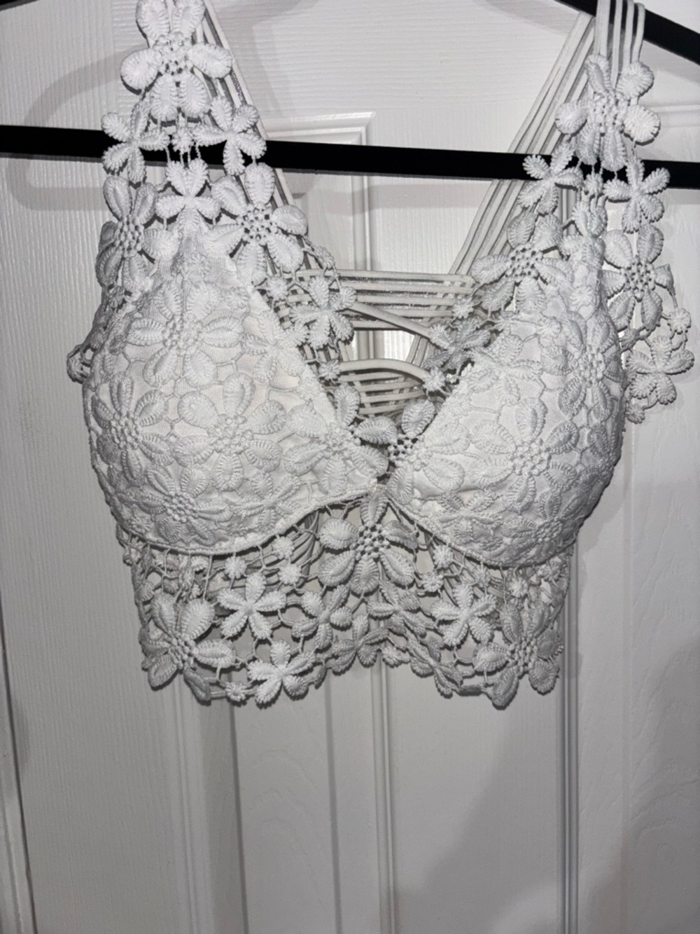 White Floral Crochet Bralette Tank Top - Women - Picture 6 of 8